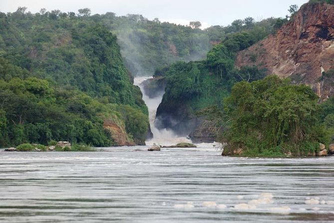 3 days Murchison Falls, Boat cruise and wildlife game viewing - Entering Murchison Falls through the southern gate