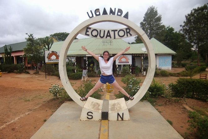 A Tour To Uganda Equator - Reaching the Green Equator at Kayabwe