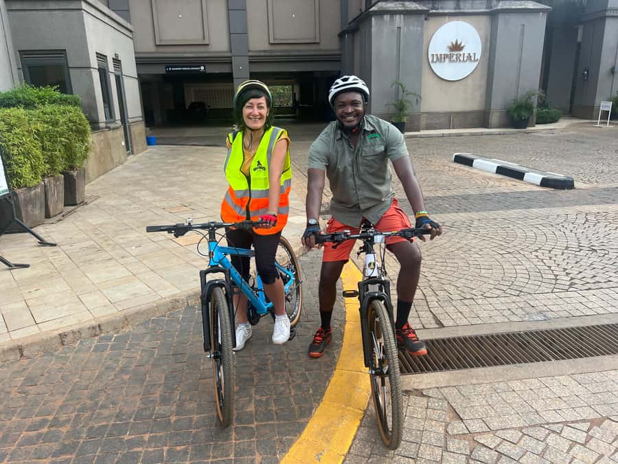 BEST OF ENTEBBE BIKE CYCLING TOUR - Visiting Reptile Village in Katabi