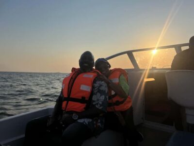 Equatar Line Tour & Victoria Lake Sunset Boat Ride