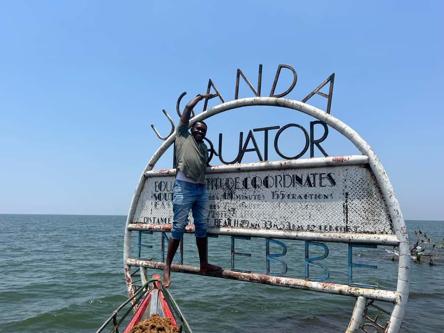 Entebbe: Equatar Line Tour & Victoria Lake Sunset Boat Ride - Monitor lizards, otters, and the limits of wildlife viewing