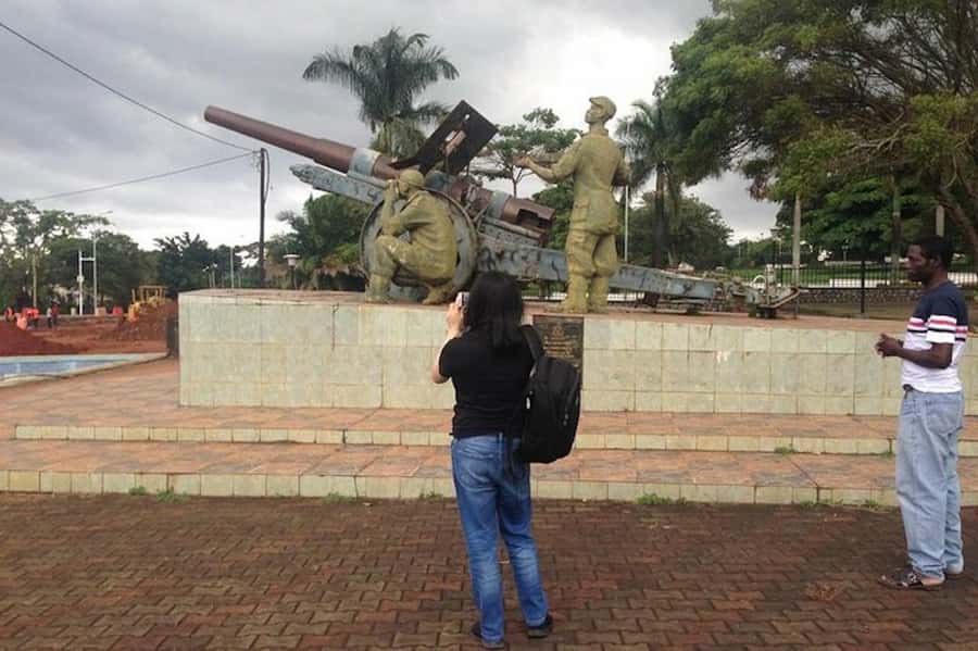 Entebbe: Guided Walking Tour - Chimpanzee conservation at the Chimpanzee Trust