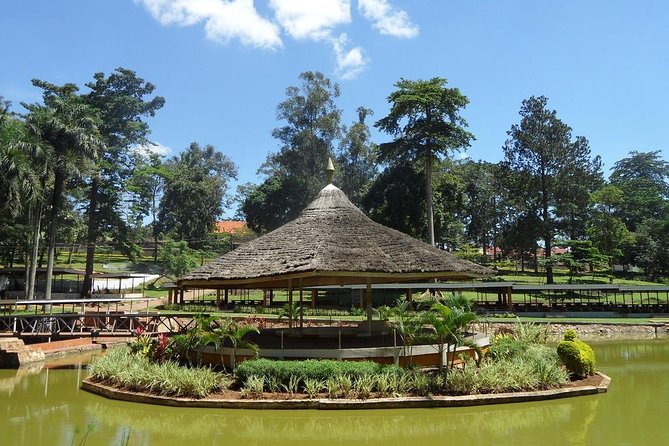 Kampala City Tour - Full Day - Kalerwe Market and the Baha’i Temple
