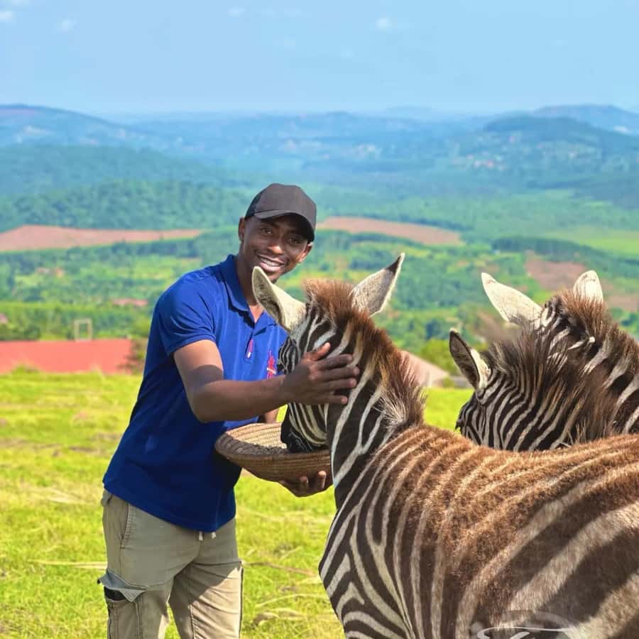 Kampala: Conservation Centre for Wildlife Guided Tour - What the guide adds to the visit