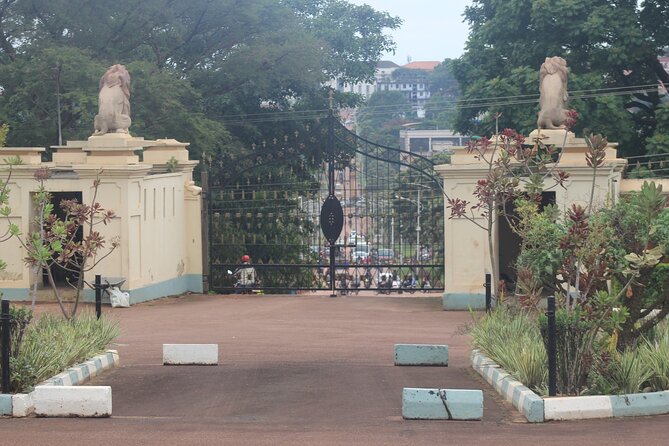 Kampala cultural tours - Traditional food and the included local lunch