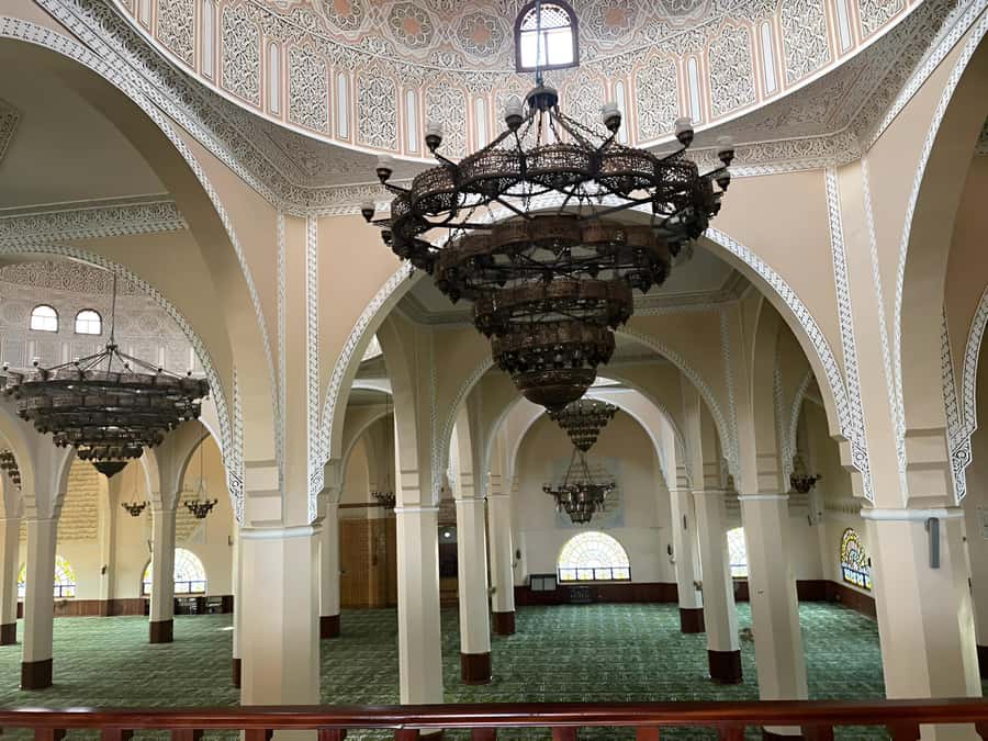 Kampala: Guided City Walking Tour with Gadaffi Mosque - Bagala Craft Village for gifts and local handiwork