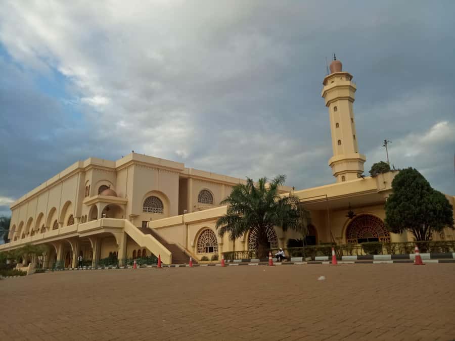 Kampala: Luxury City Tour with Hotel Pickup and Drop-Off - Key points to know before booking