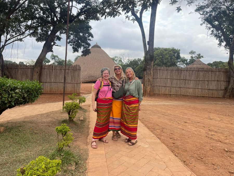 Kampala: Private Guided City Tour with vehicle Transfers - Independence Monument, World War Memorial, and Constitutional Square