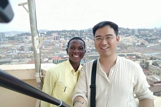 Kampala’s Best Experience walking tour - A 20-minute visit to the Hindu temple