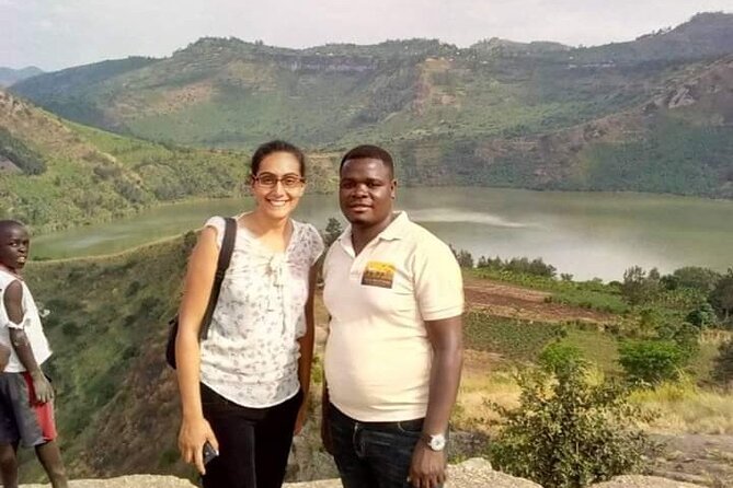 Kampala's walking city Tour Experience - Kampala’s taxi park and the city in motion