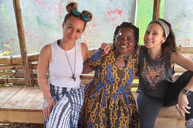 Private Ugandan Food Cooking Class and Culture Experience - Spiced tea sets the tone